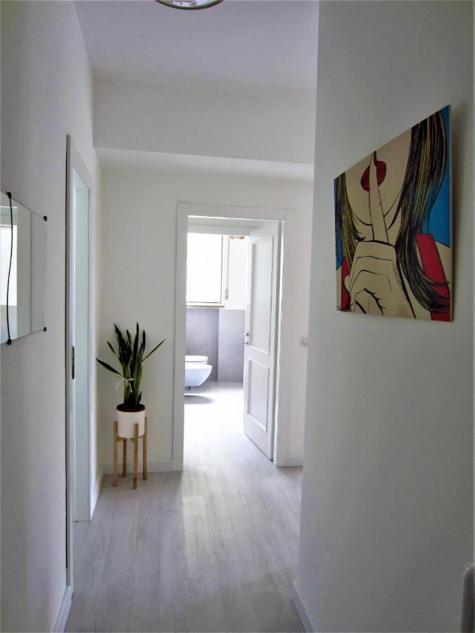 Happy Whale Apartment Rimini Exterior photo