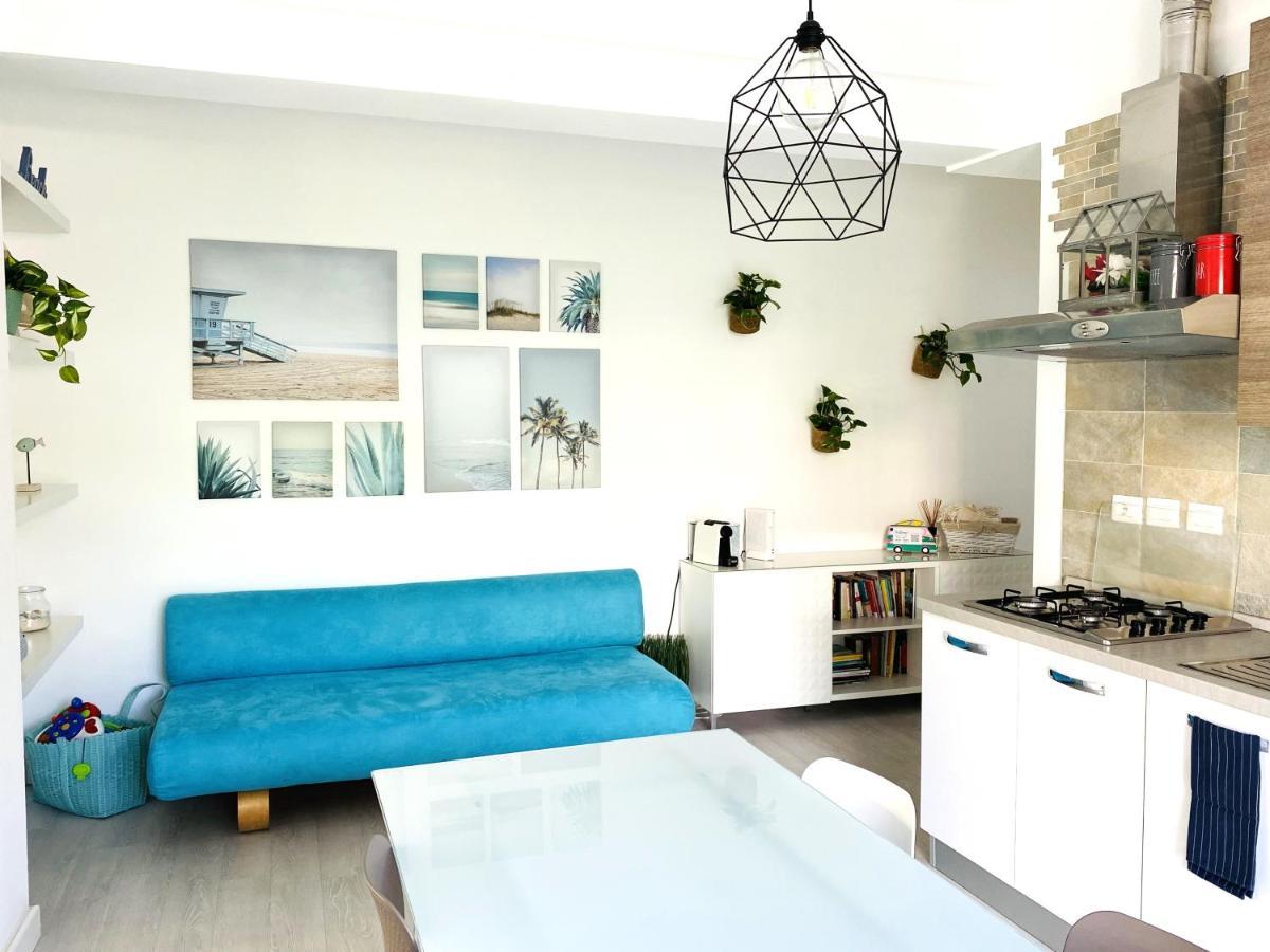 Happy Whale Apartment Rimini Exterior photo